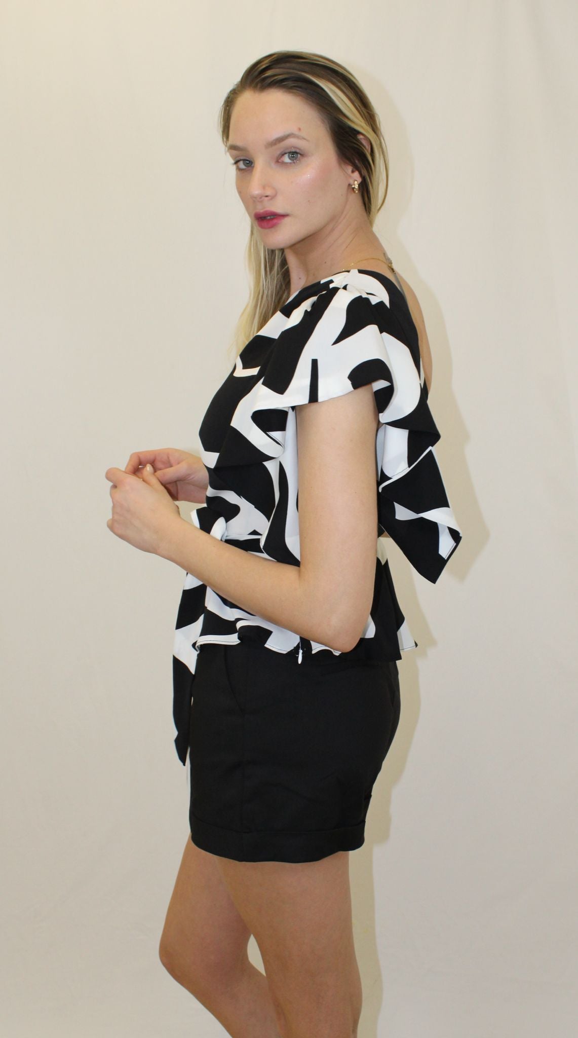 Black & White Elegance