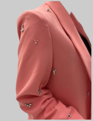 Suit Detail